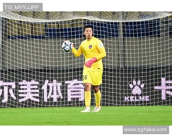 门神足球明星球员的传奇故事与辉煌成就揭秘